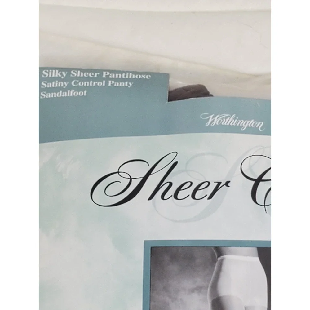 Worthington Sheer Caress Pantyhose Taupe Avrg. Control Top Sandalfoot 20 Denier - Picture 2 of 7
